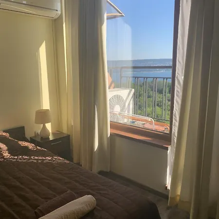 Galata View Sea Views & Free Parking Апартаменти Варна
